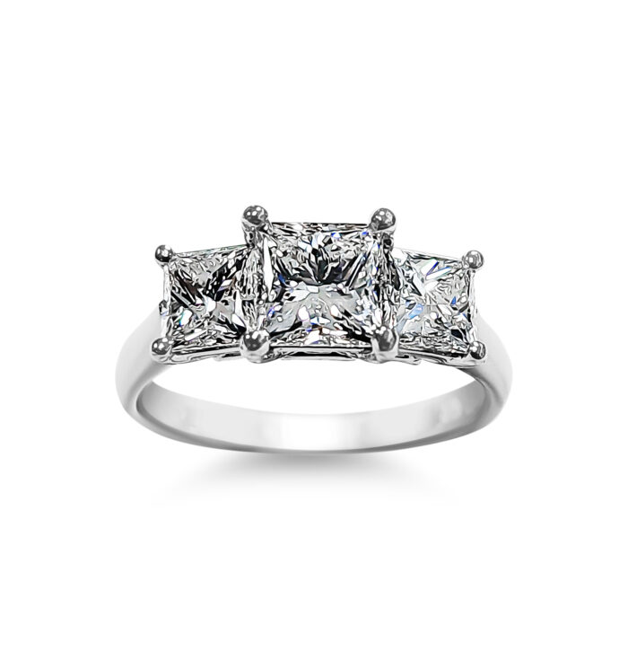 Princess, Three stone diamond ring