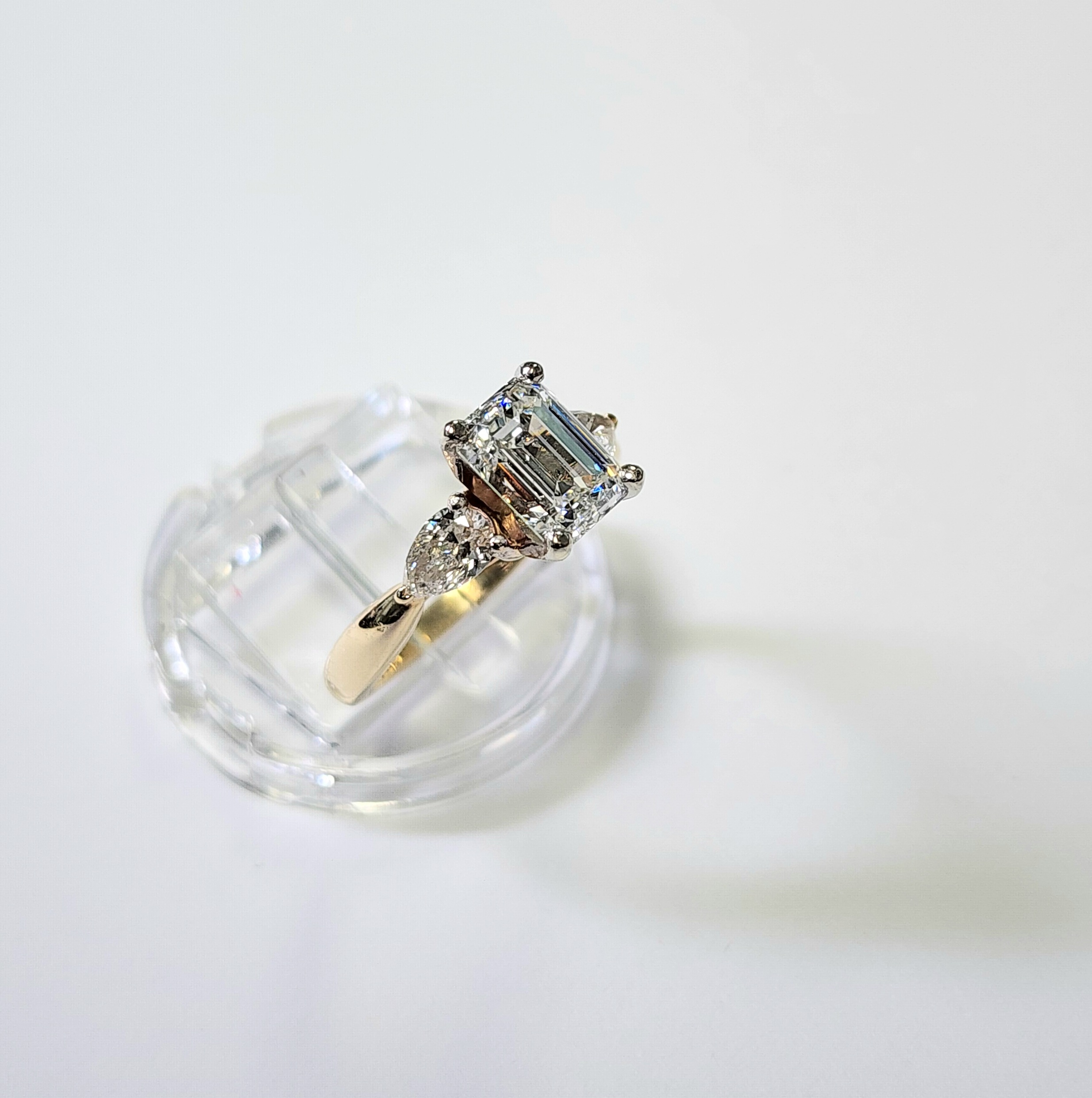 Estate Emerald-Cut Diamond Ring 2.59 carats