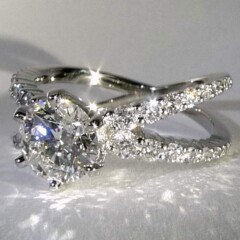Custom Diamond Jewelry Design - Villarreal Fine Jewelers - Austin, TX